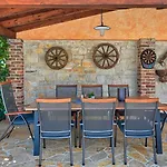 Rustic Simone With Outdoor Pool In Porec Villa Kirmenjak
