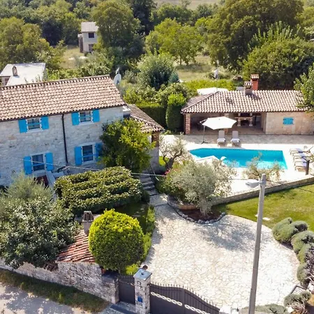 Villa Rustic Simone With Outdoor Pool In Porec