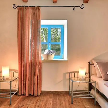Rustic Simone With Outdoor Pool In Porec * Kirmenjak