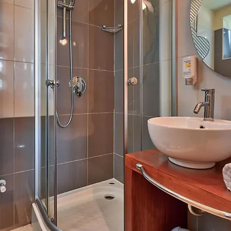 Rustic Simone With Outdoor Pool In Porec *
