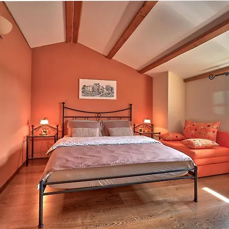 Villa Rustic Simone With Outdoor Pool In Porec
