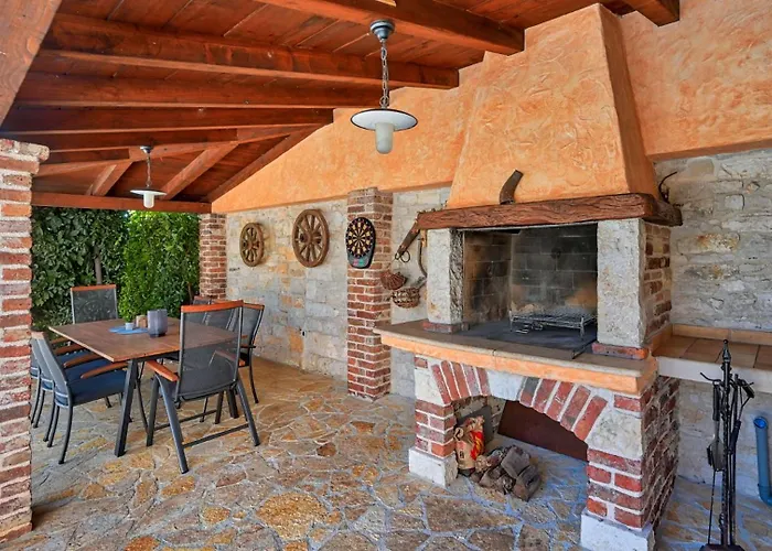 Rustic Simone With Outdoor Pool In Porec Villa *