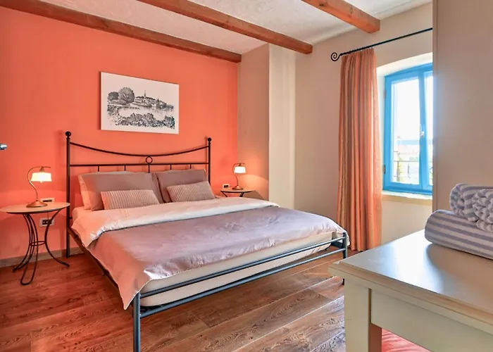 Rustic Simone With Outdoor Pool In Porec * Kirmenjak